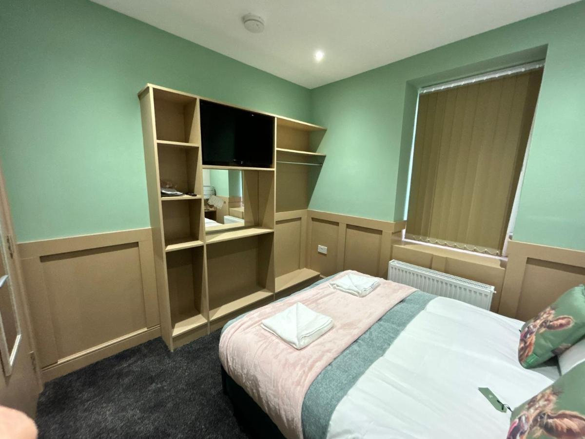 Strawberry Fields Suite By Sasco Apartments Blackpool Luaran gambar